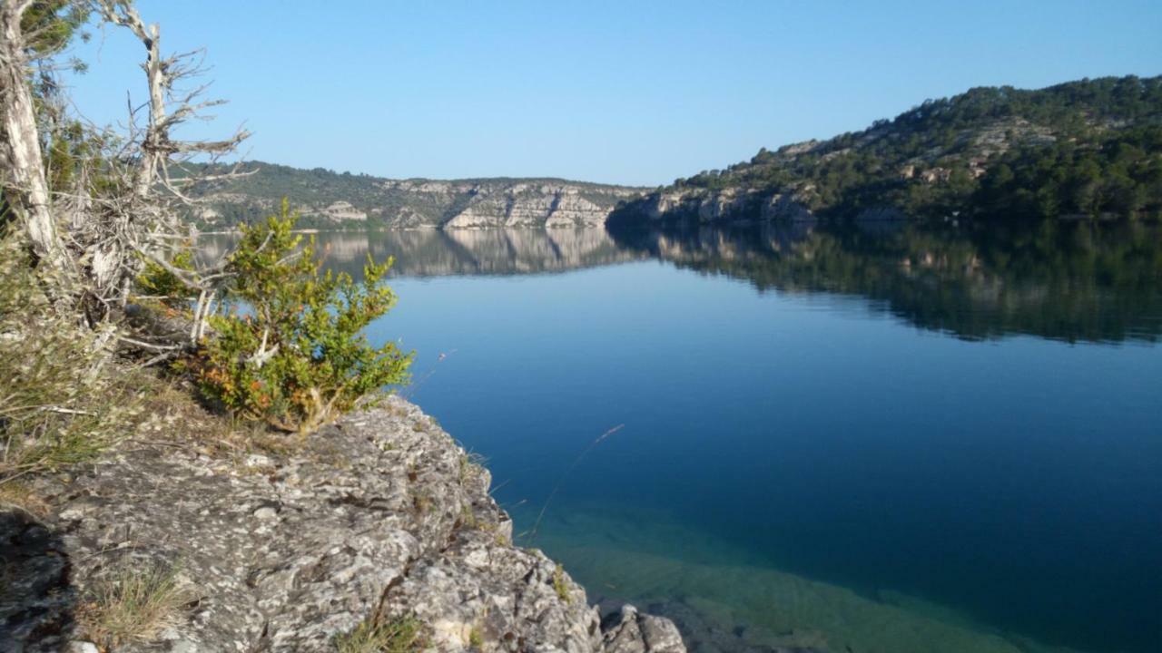 Saint-Martin-de-BrômesL'Establounアパートメント エクステリア 写真